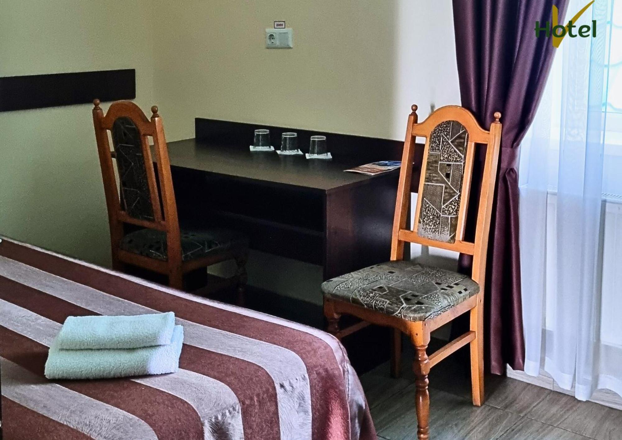 Готель "Валерія" Novoselytsya  Room photo